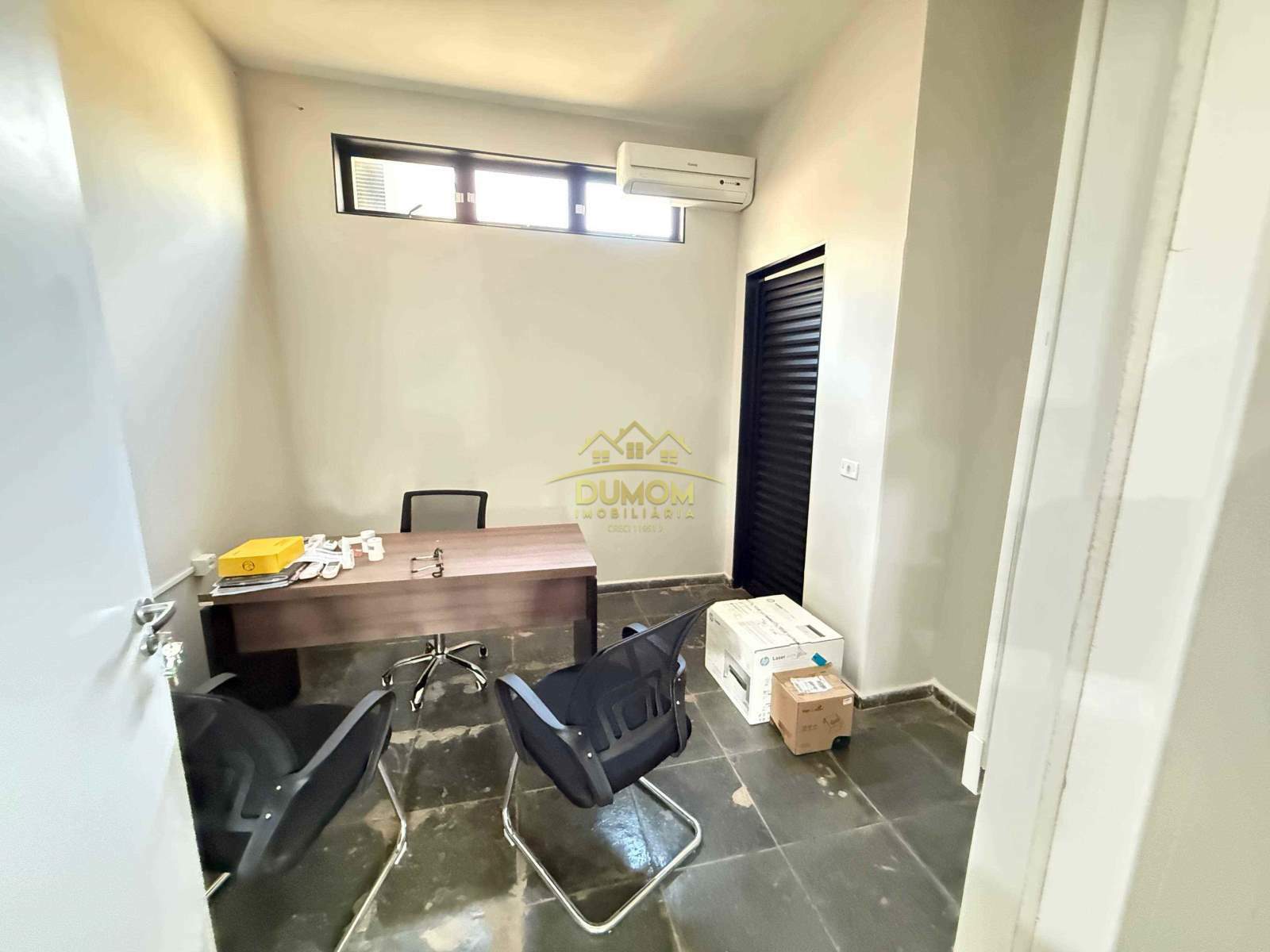 SALA COMERCIAL à venda no COLINOS: 