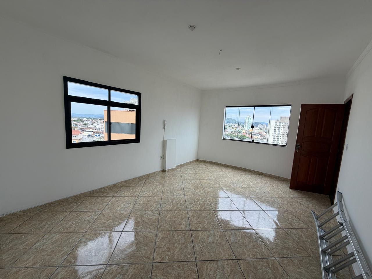 Apartamento para aluguel, 3 quartos, 1 suíte, 1 vaga, Residencial Coqueiral - Vila Velha/ES
