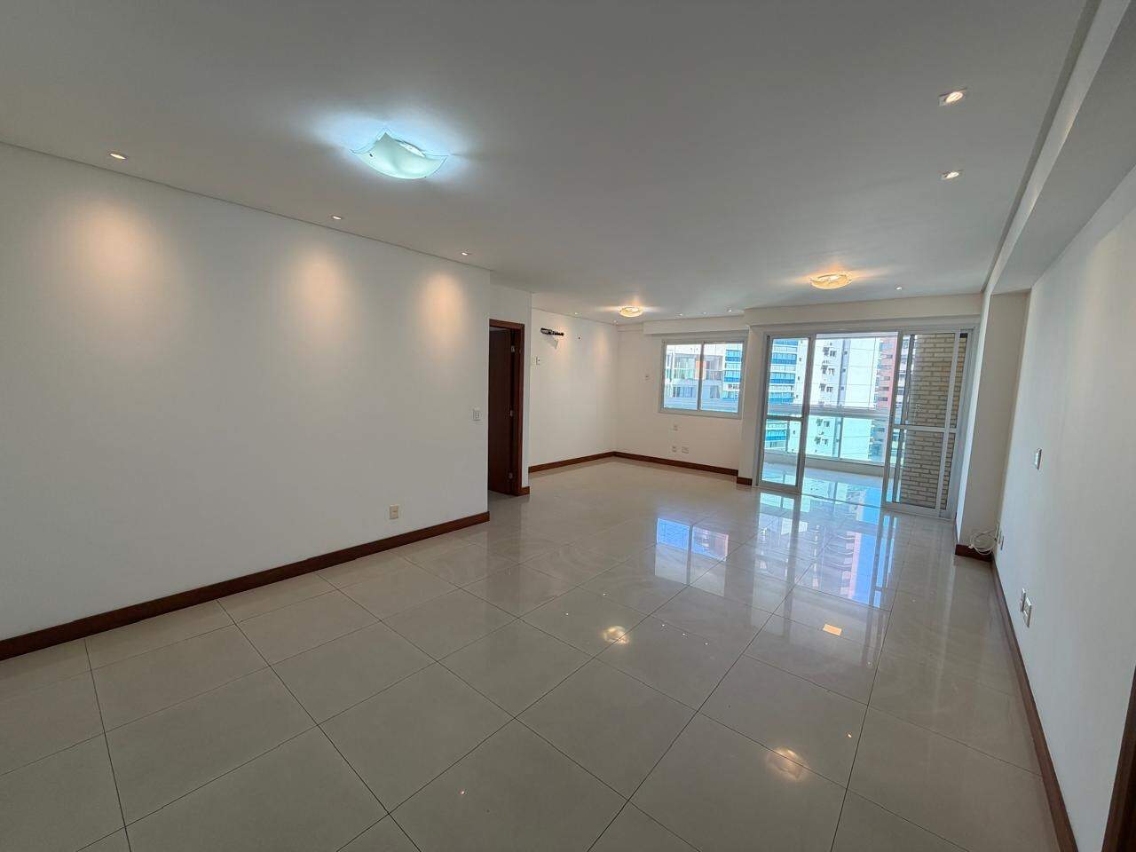 Apartamento para aluguel, 3 quartos, 2 suítes, 3 vagas, Praia da Costa - Vila Velha/ES