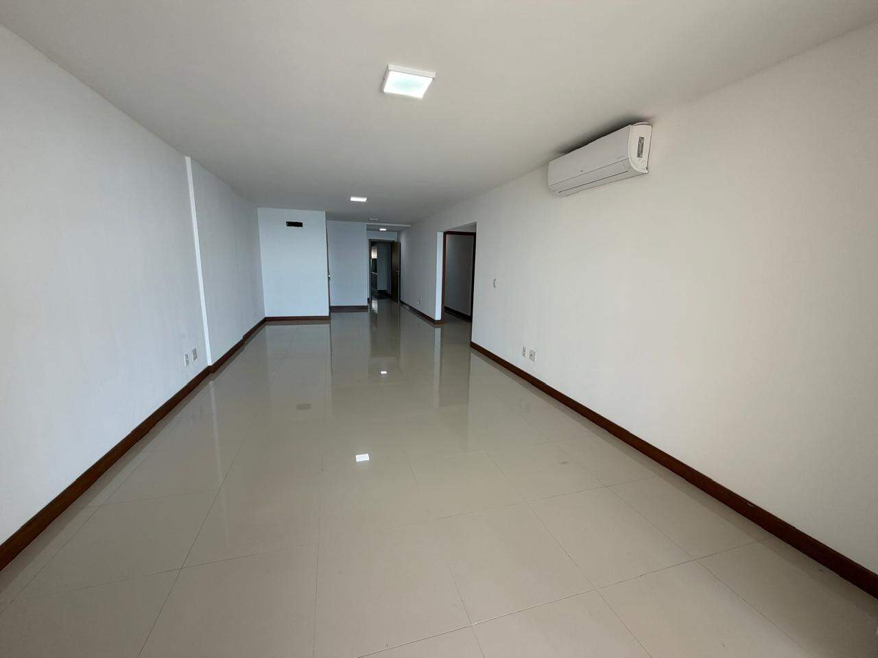 apartamento-para-aluguel-4-quartos-4-suites-3-vagas-praia-de-itaparica-vila-velha-es — foto 3