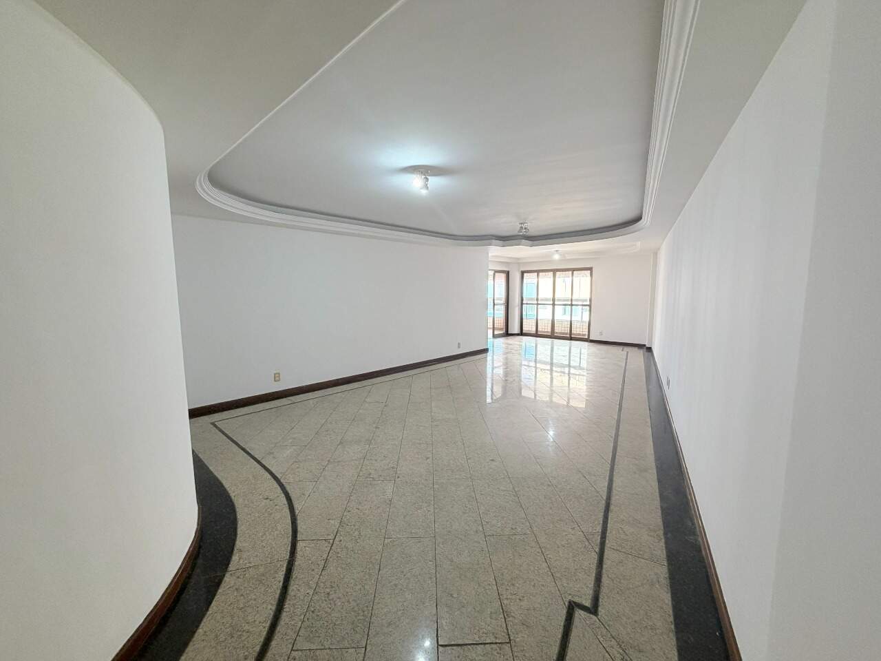 Apartamento à venda na Praia da Costa, Vila Velha - ES