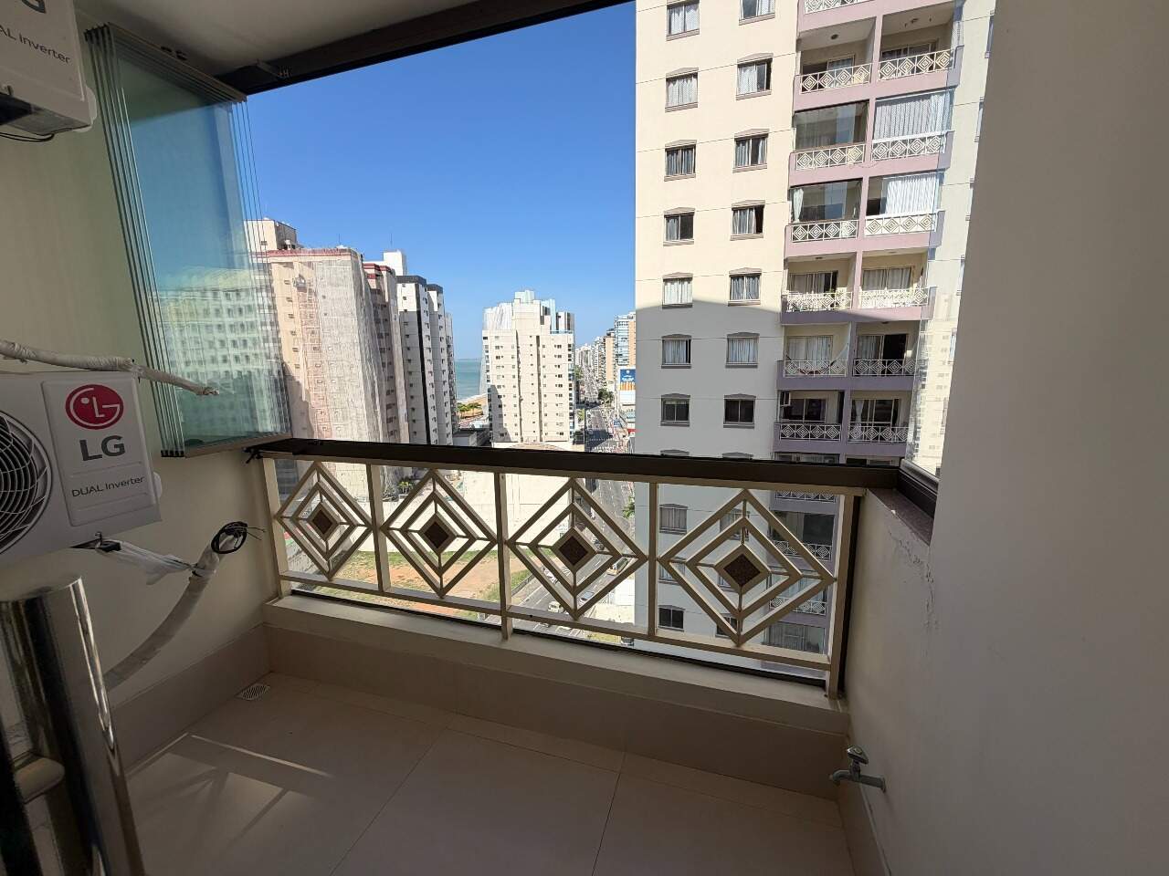 Apartamento à venda, 3 quartos, 1 suíte, 1 vaga, Itapuã - Vila Velha/ES — foto 3