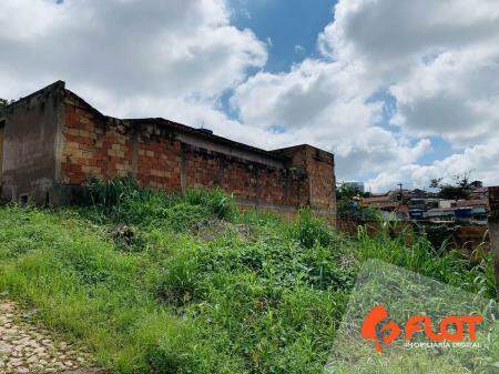 Lote Residencial à venda no Padre Libério: 