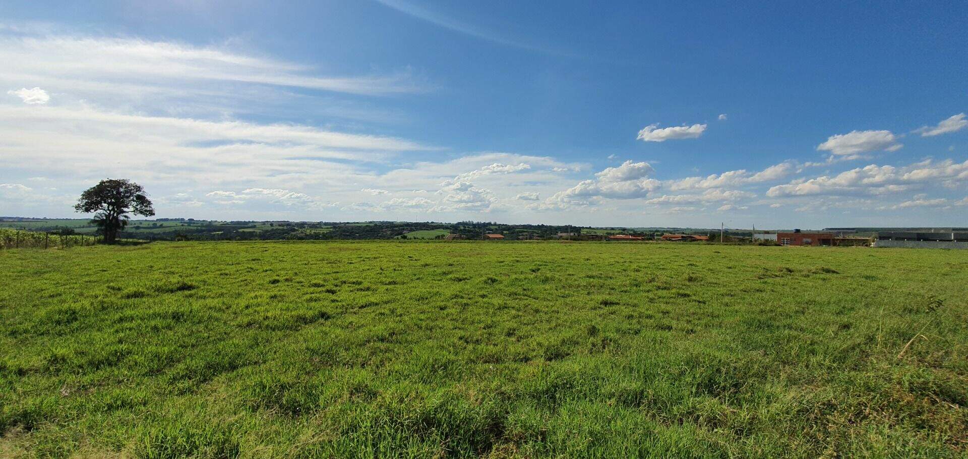 Área à venda no Bairrinho: 