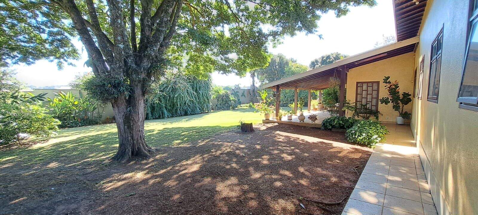 Casa à venda no Centro: 