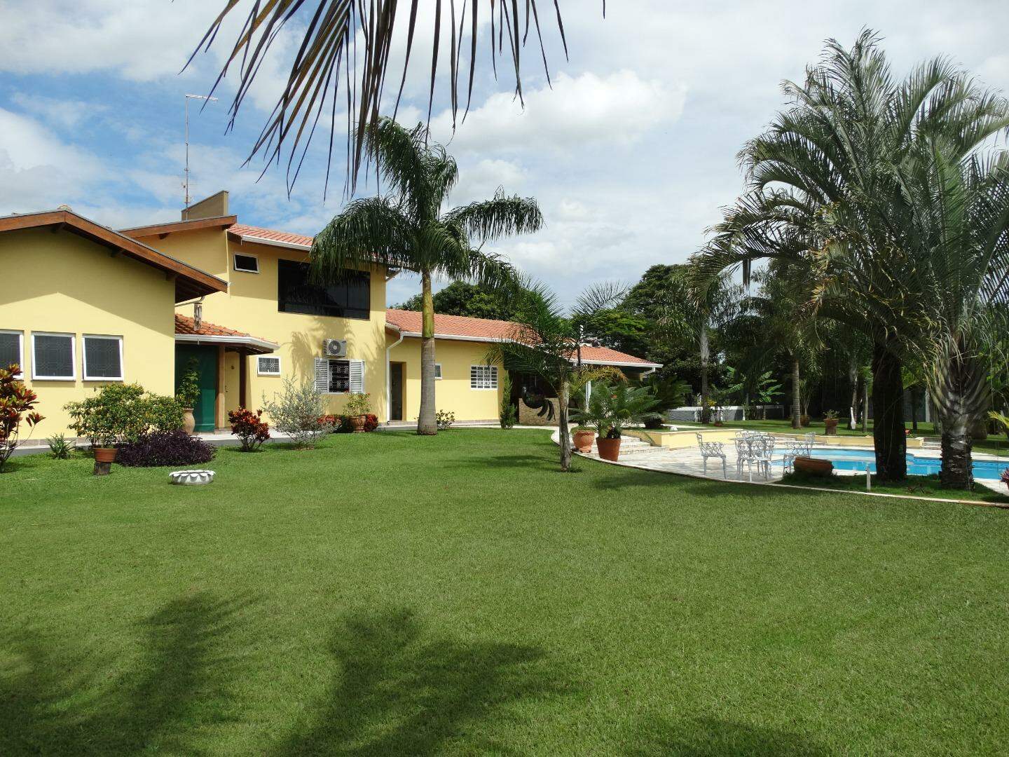 Sobrado à venda no Residencial Villa de Holanda: 