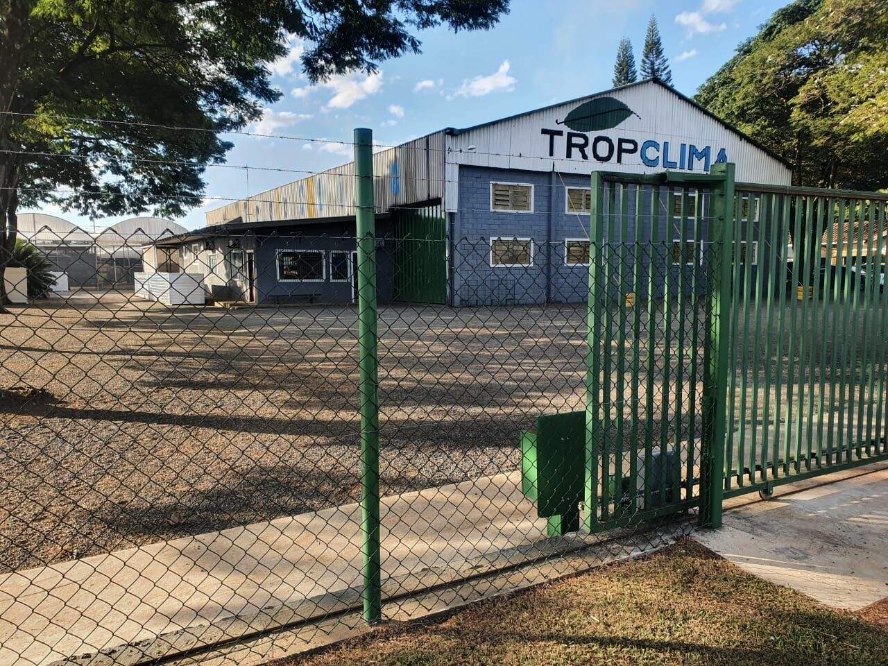 Terreno à venda no Residencial Palm Park: 