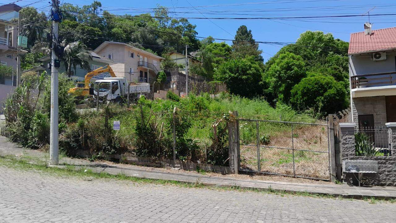 Terreno à venda no Santo Antão: 