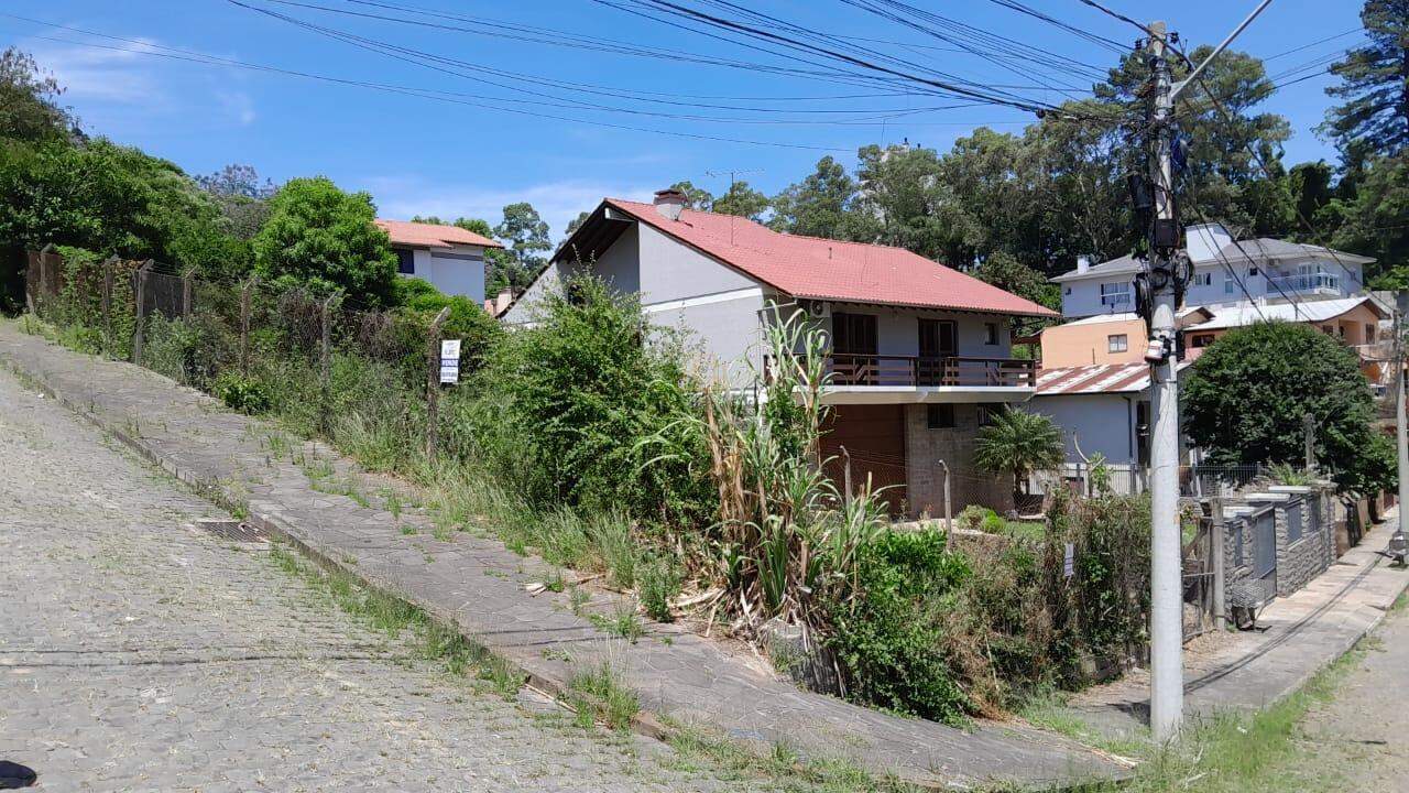 Terreno à venda no Santo Antão: 