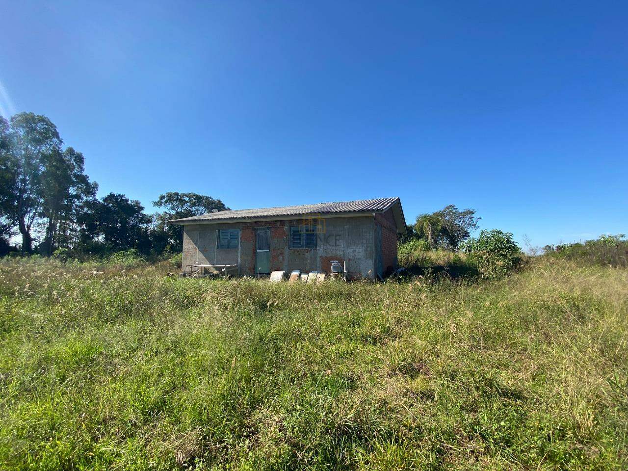 Área Rural à venda no Linha Santa Tecla: 