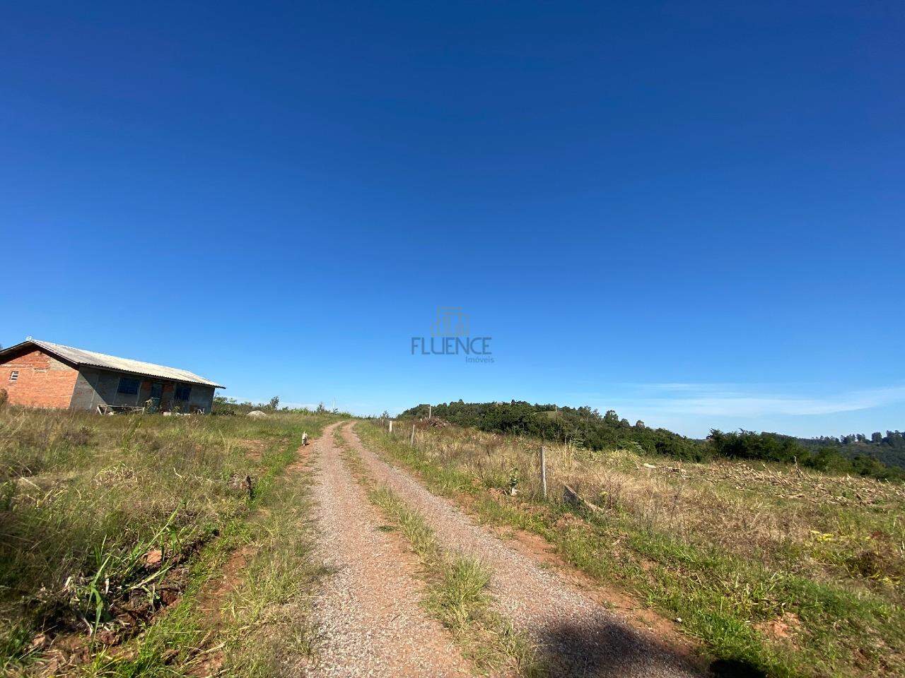 Área Rural à venda no Linha Santa Tecla: 