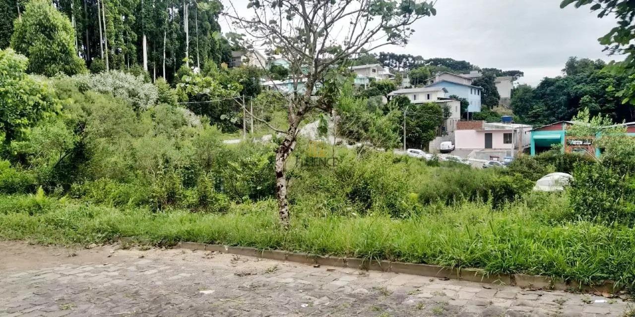 Terreno à venda no Chácaras: 