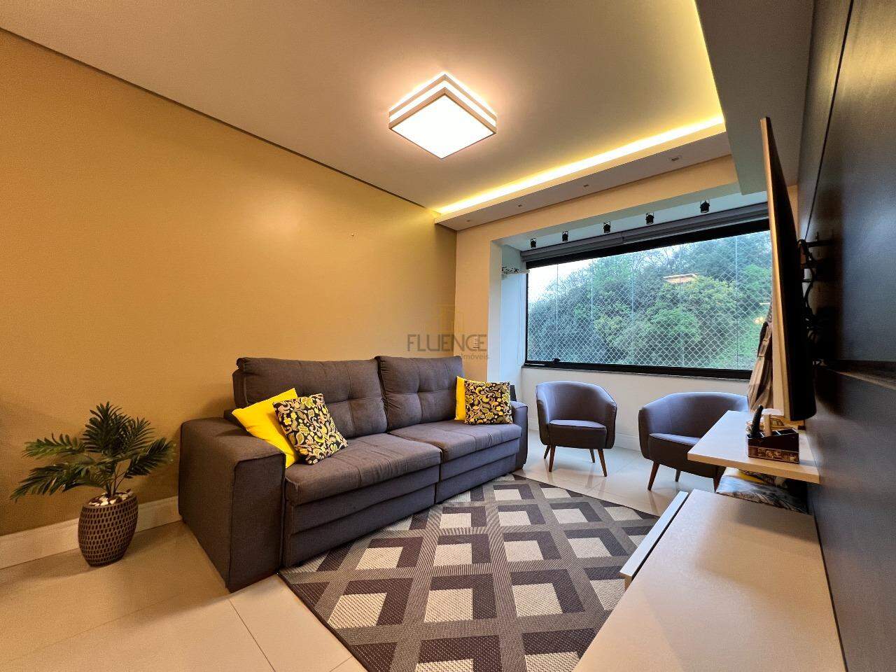 Apartamento à venda no Triângulo: 
