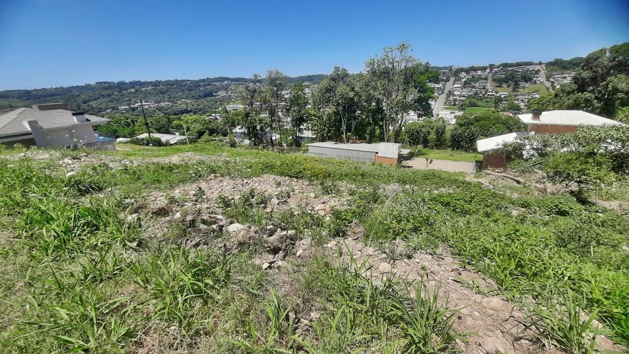 Terreno à venda no Chácaras: 