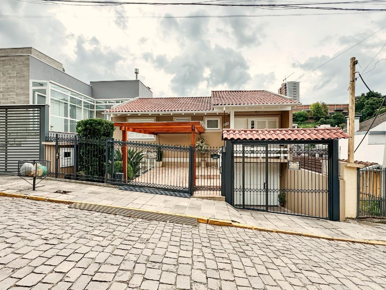 Casa à venda no Borgo: 