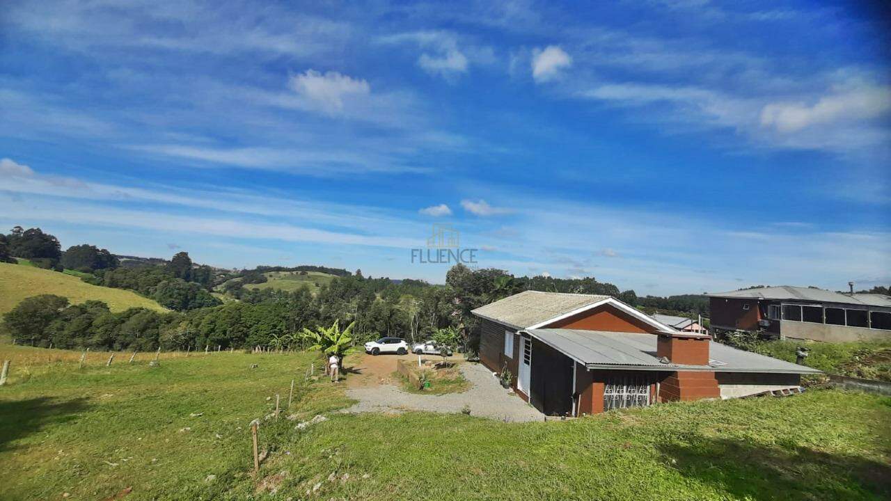 Casa à venda no Desvio Machado: 