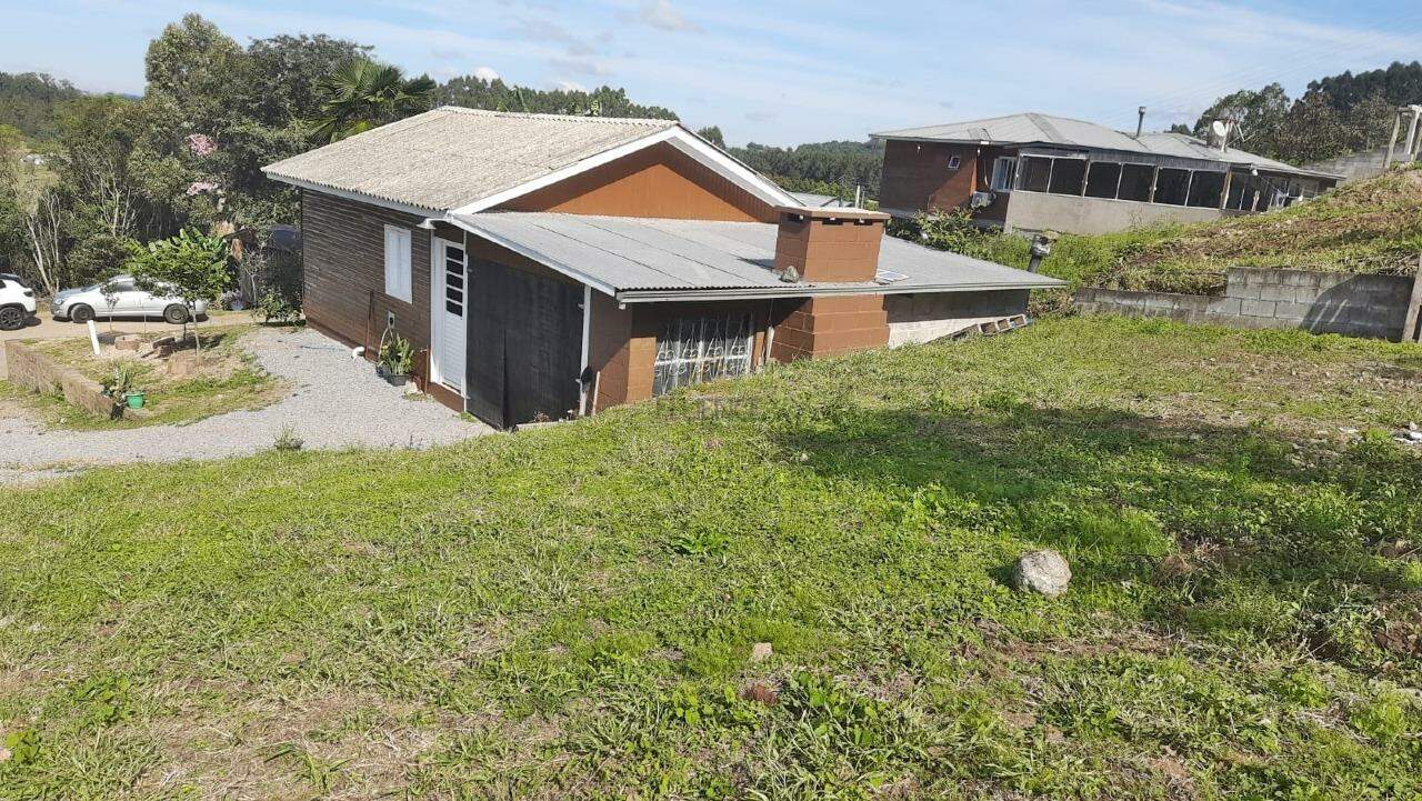 Casa à venda no Desvio Machado: 