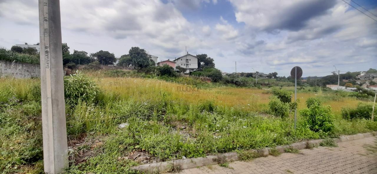 Terreno à venda no Vitória: 