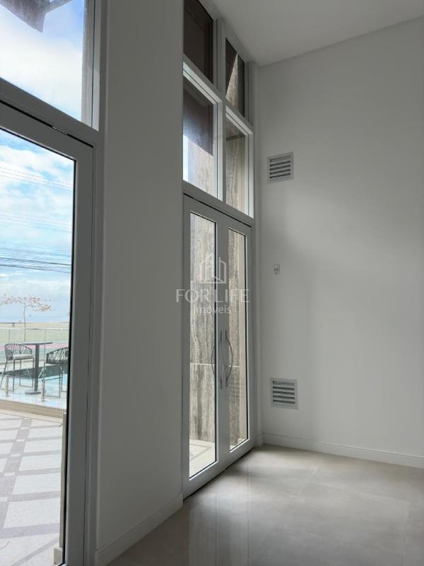 Sala à venda no Centro: 