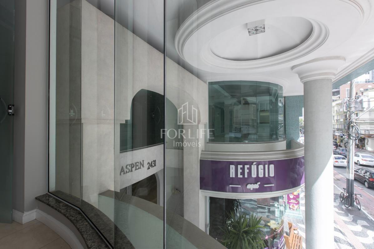 Sala à venda no Centro: 