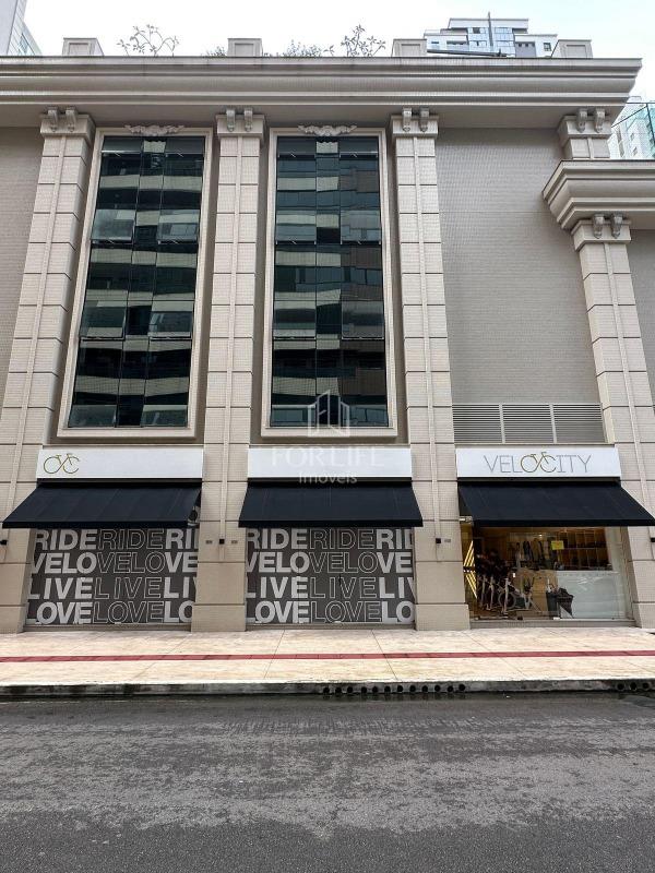 Sala à venda no Centro: 