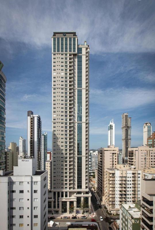 Sala à venda no Centro: 