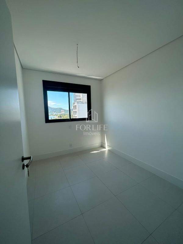 Apartamento à venda no Armação: 