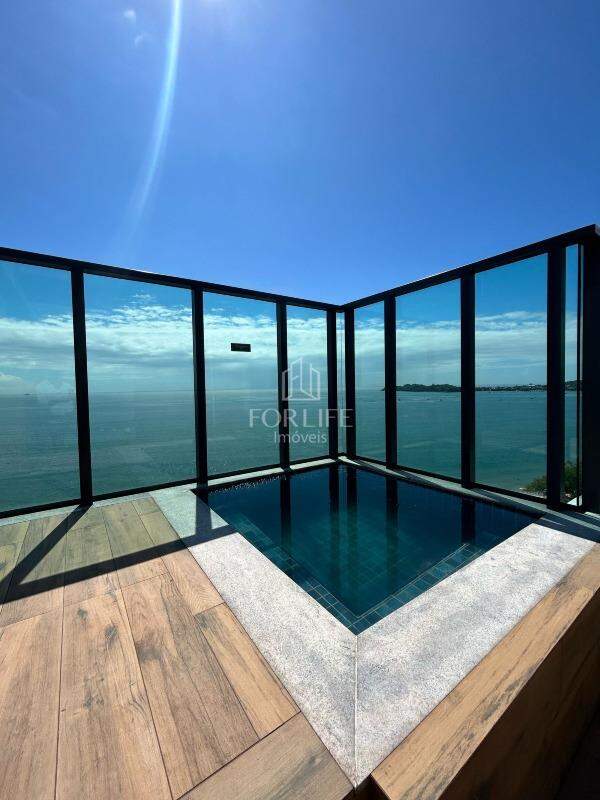 Apartamento à venda no Armação: 