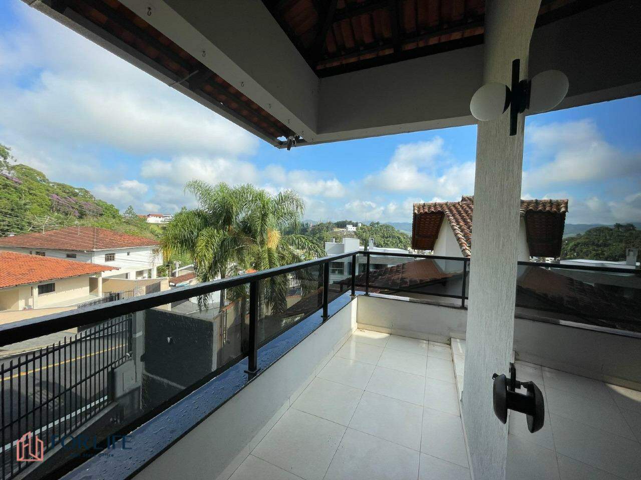 Casa à venda no Centro: 