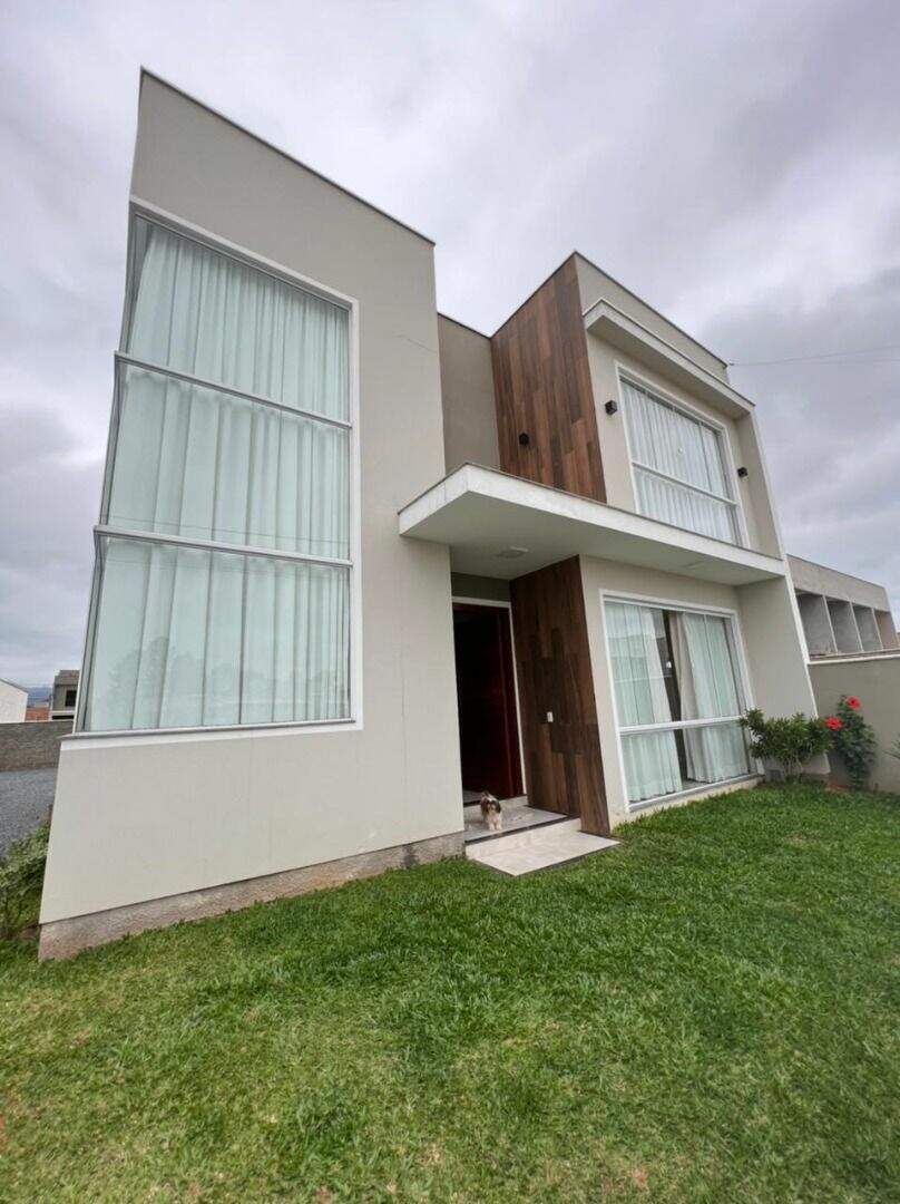 Casa à venda no Santa Terezinha: 