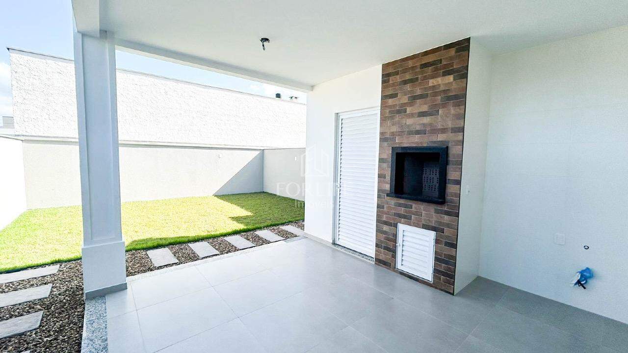 Sobrado à venda no Gaspar Mirim: 