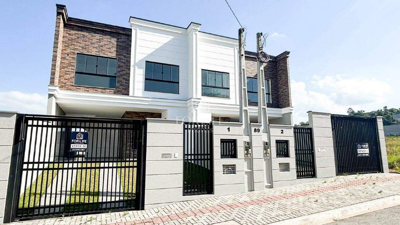 Sobrado à venda no Gaspar Mirim: 