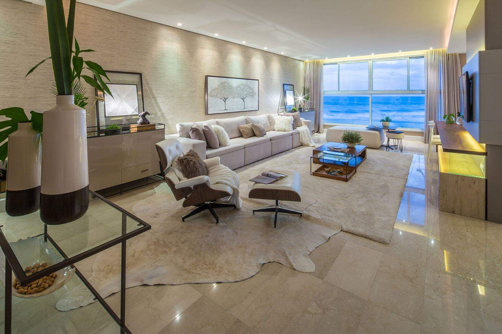 Apartamento à venda no Praia dos Amores: 