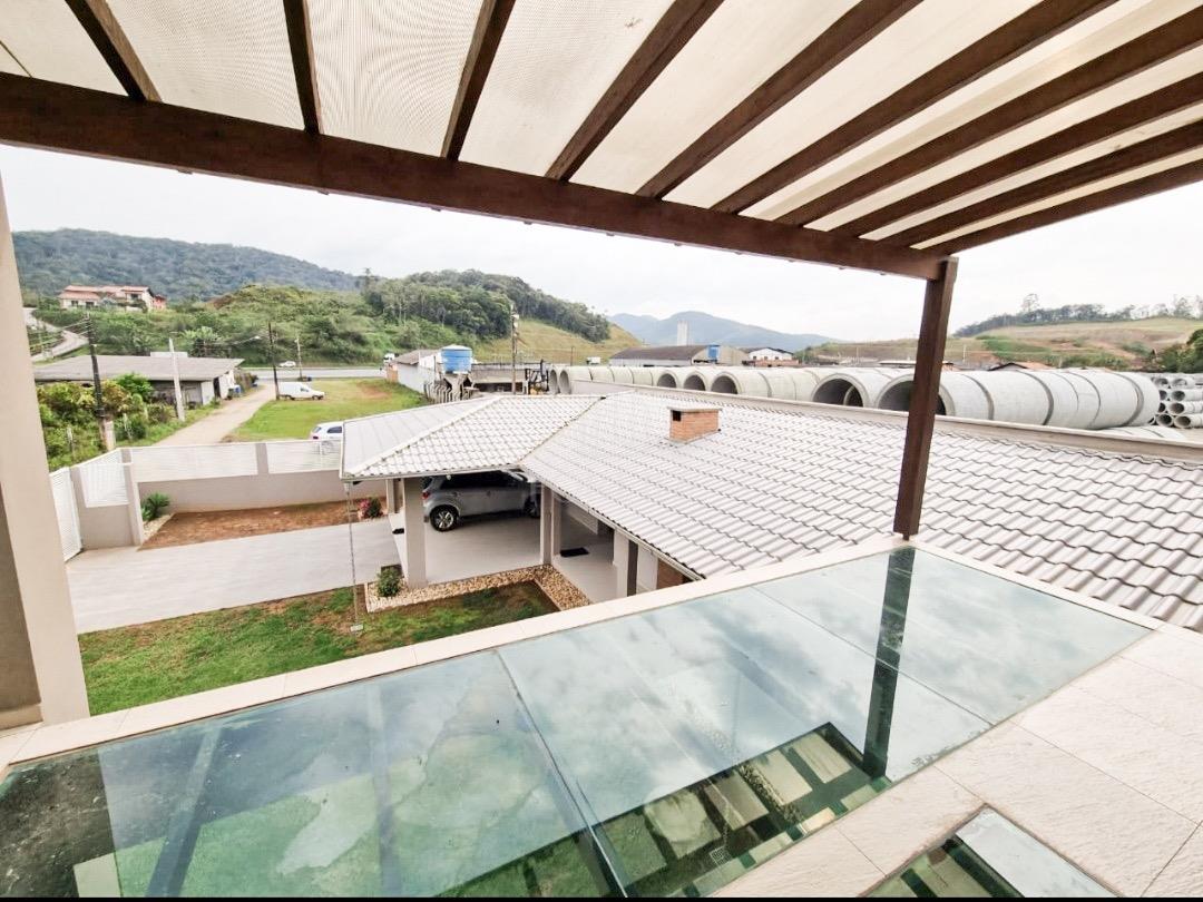 Casa à venda no Margem Esquerda: 