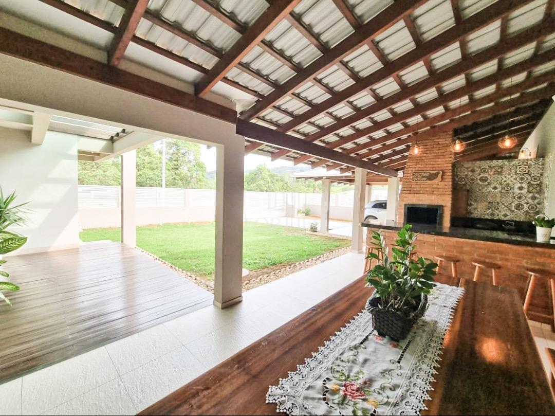 Casa à venda no Margem Esquerda: 