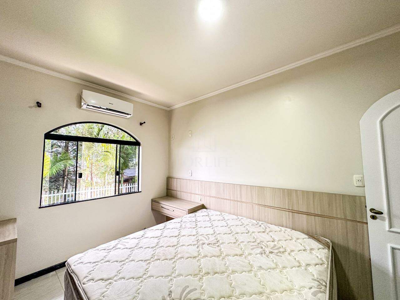 Casa à venda no Figueira: 