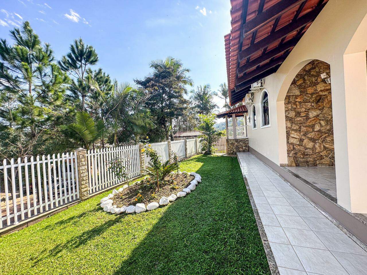 Casa à venda no Figueira: 