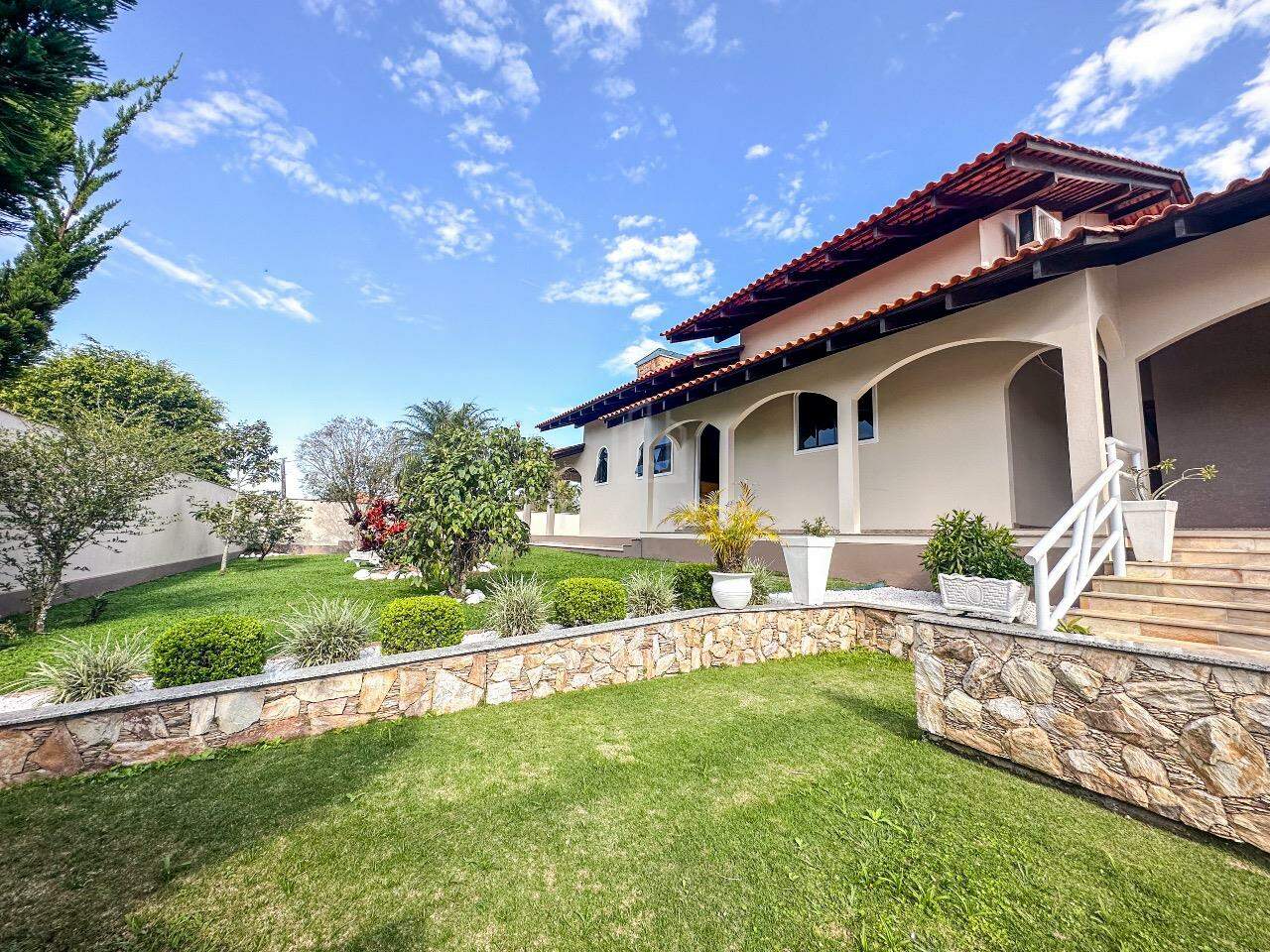 Casa à venda no Figueira: 