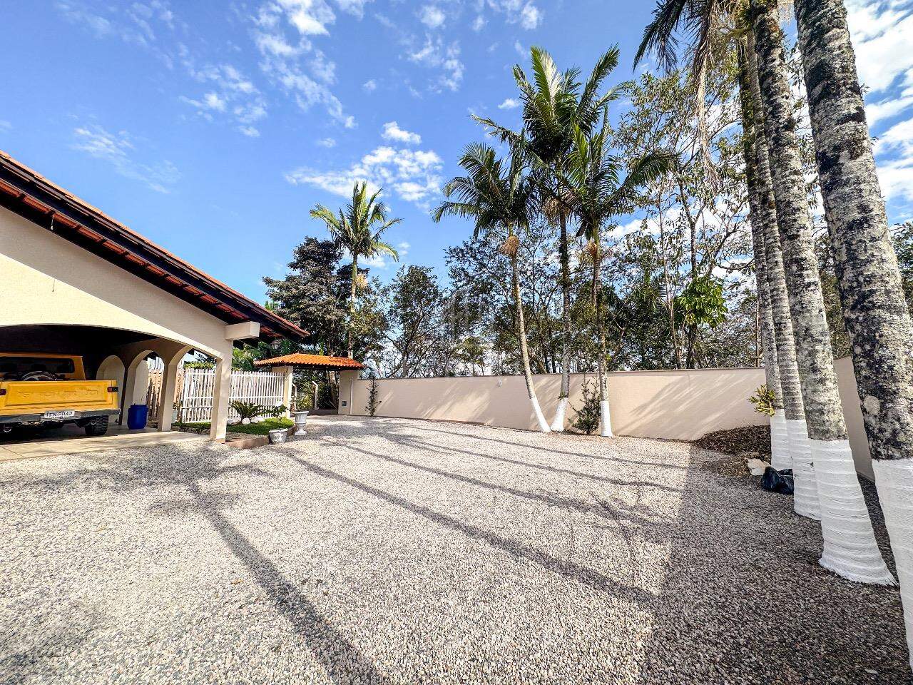 Casa à venda no Figueira: 