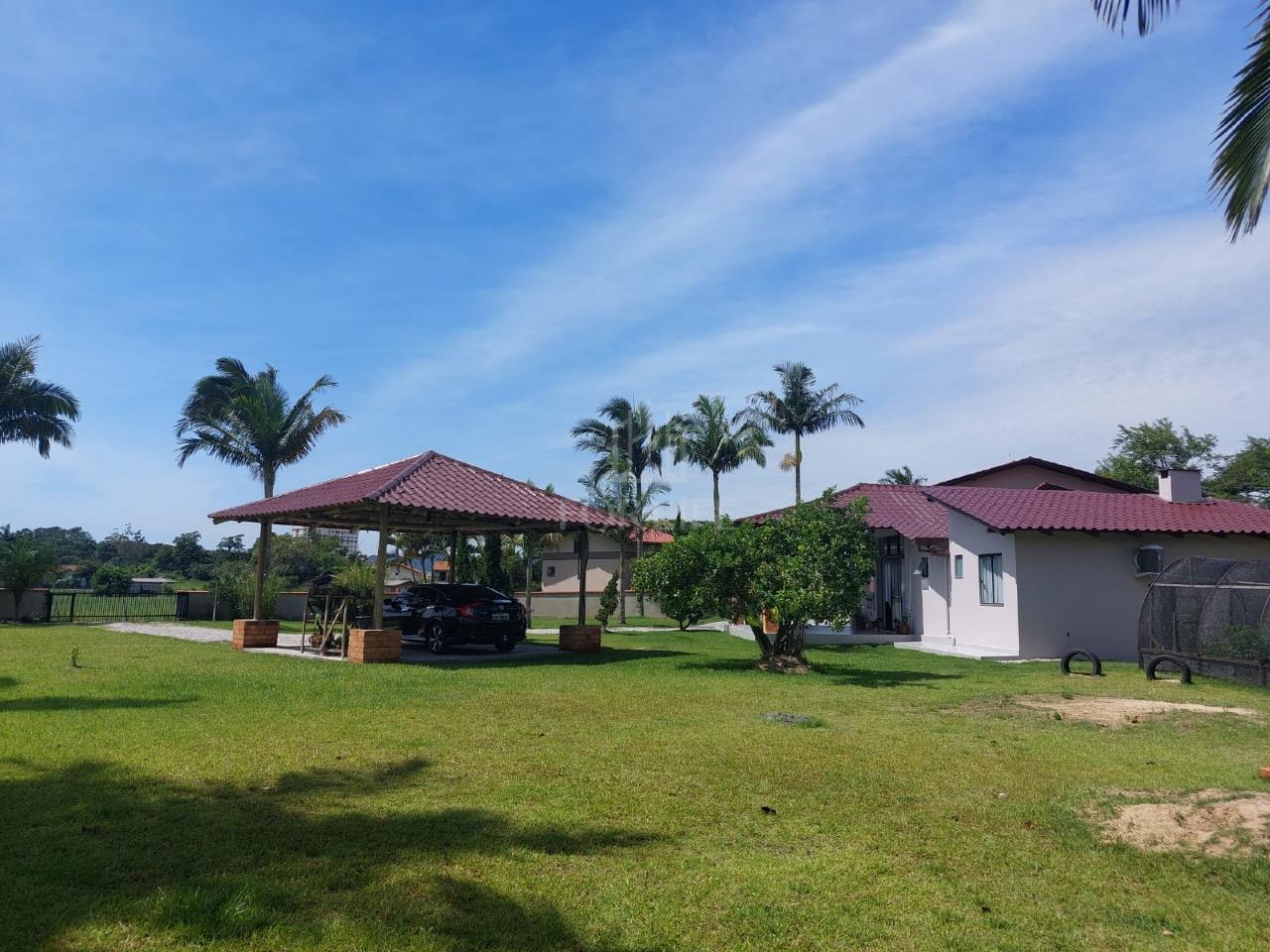 Casa à venda no Margem Esquerda: 