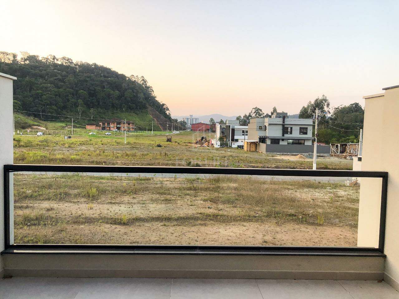 Casa à venda no Gaspar Mirim: 