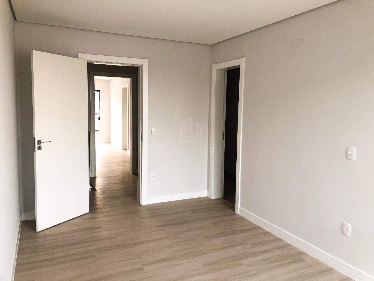 Casa à venda no Gaspar Mirim: 