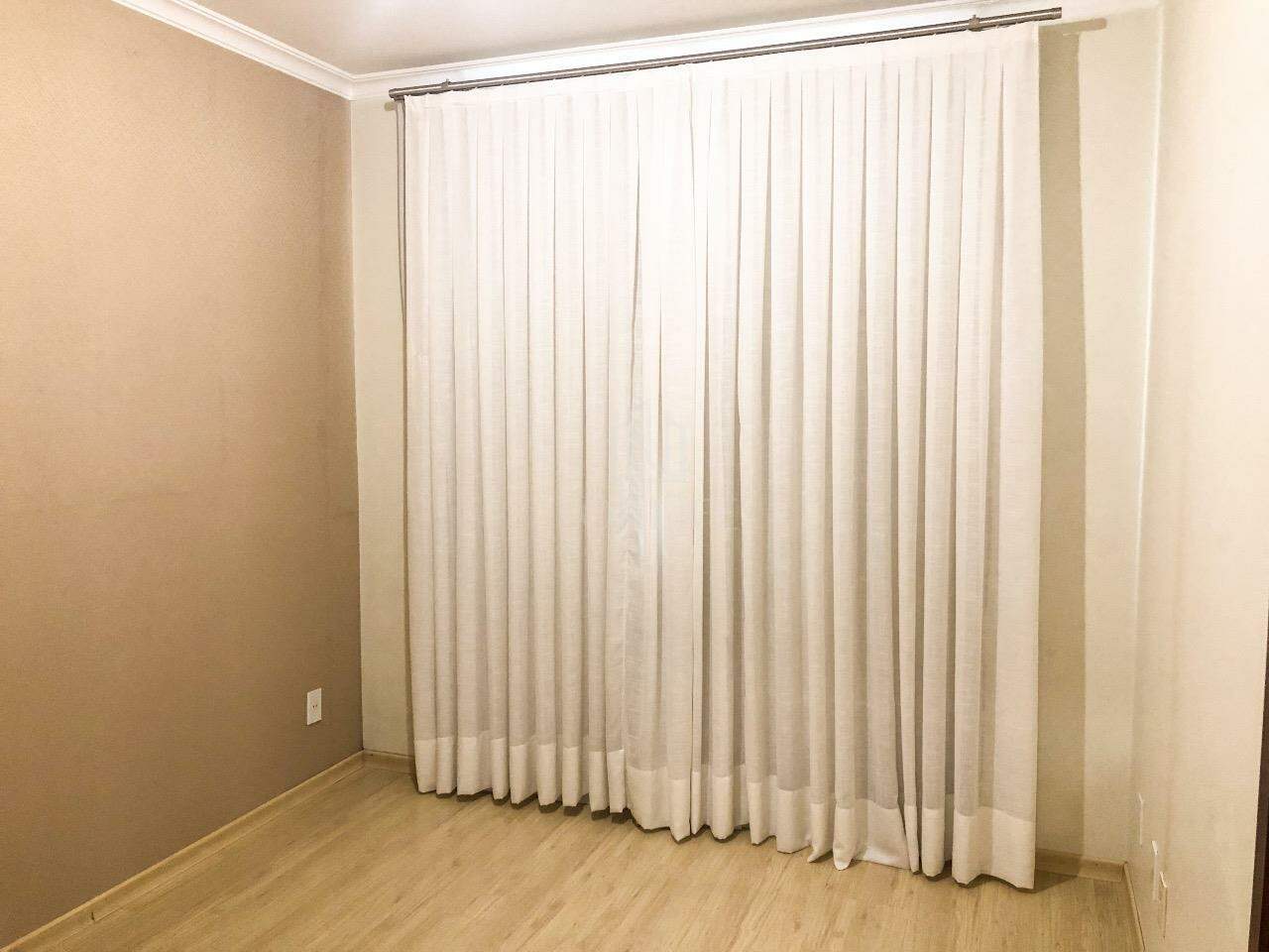 Casa à venda no Coloninha: 