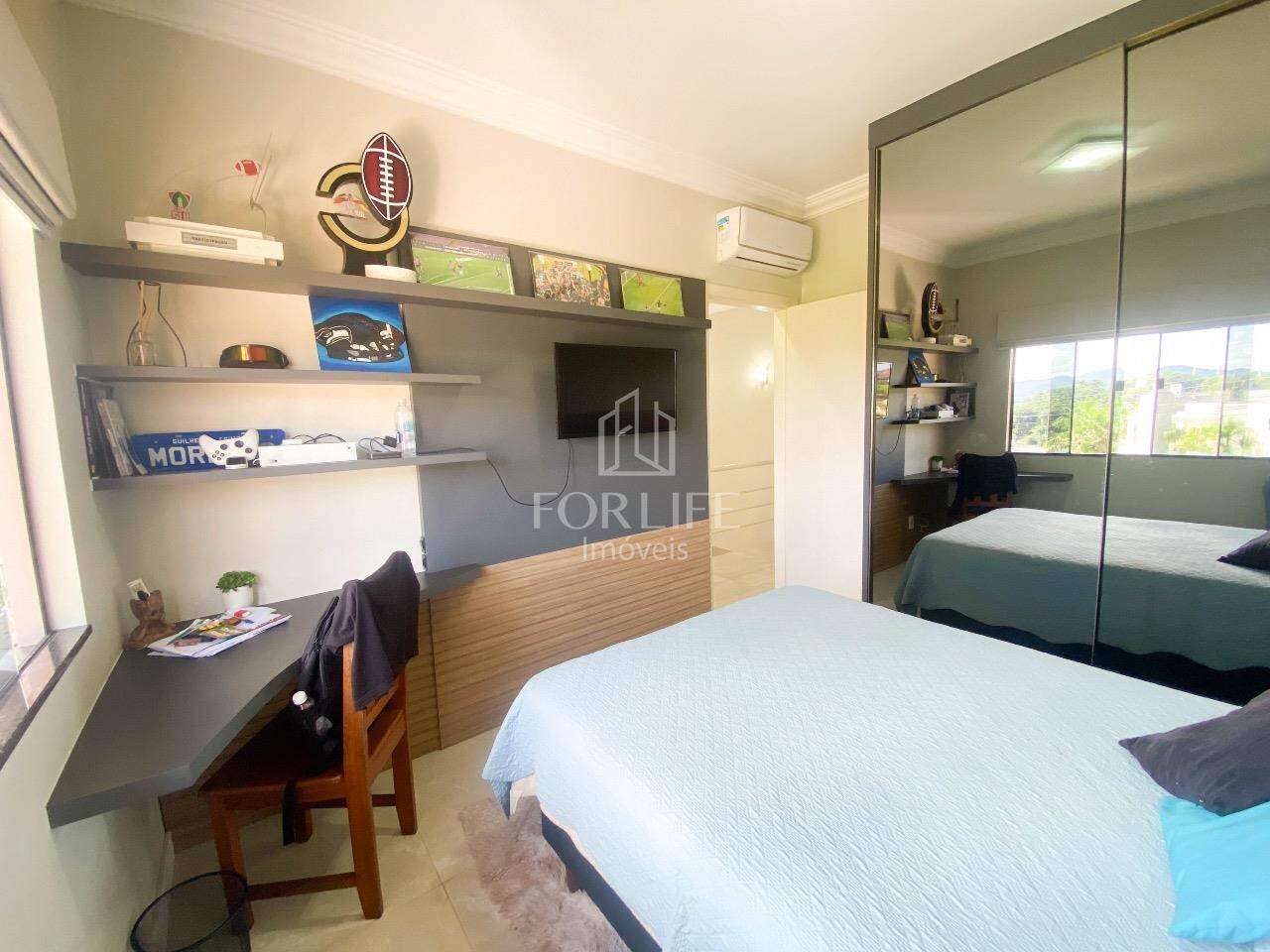 Casa à venda no Centro: 