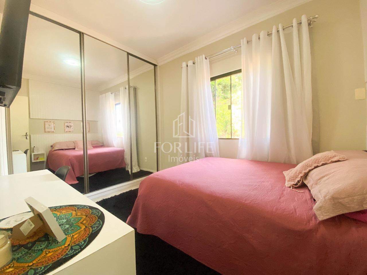 Casa à venda no Centro: 