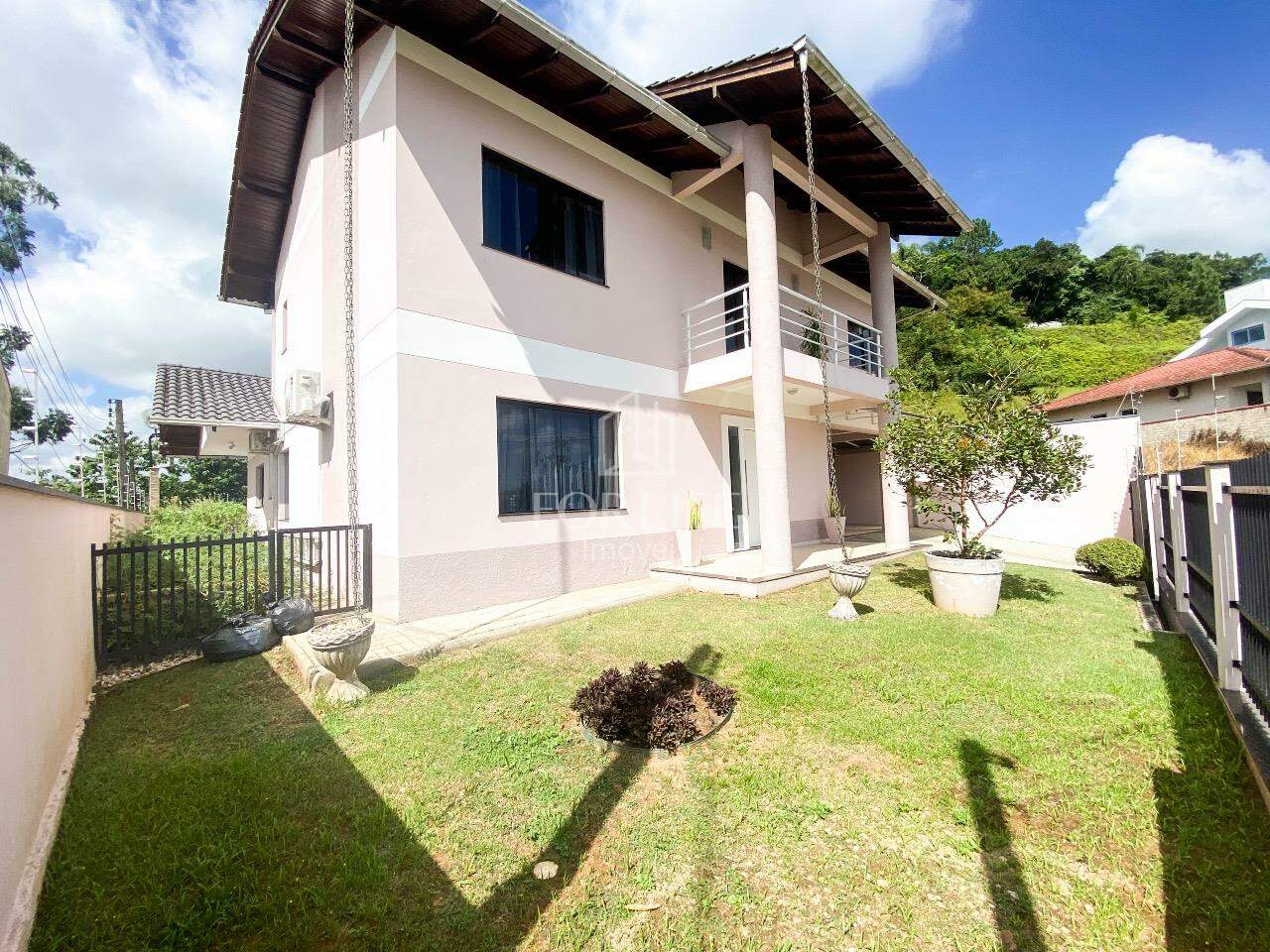 Casa à venda no Centro: 