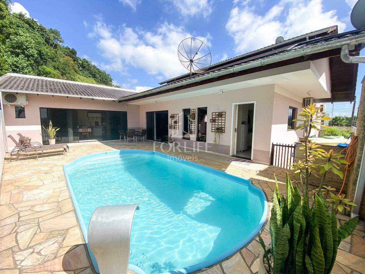Casa à venda no Centro: 