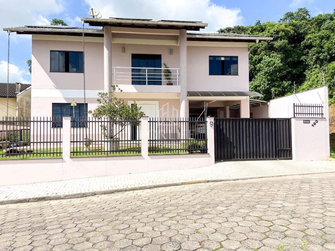 Casa à venda no Centro: 