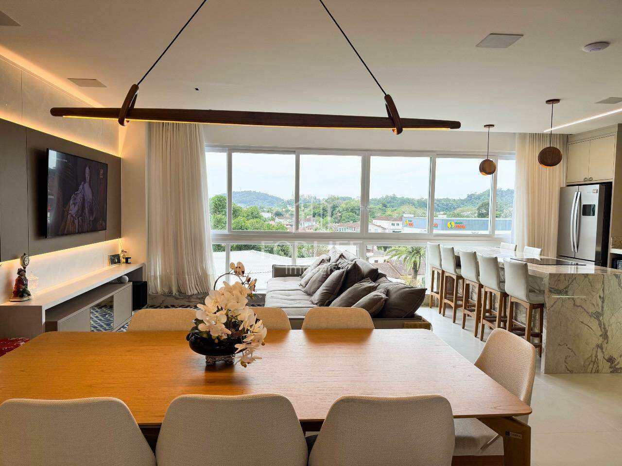 Apartamento à venda no Coloninha: 