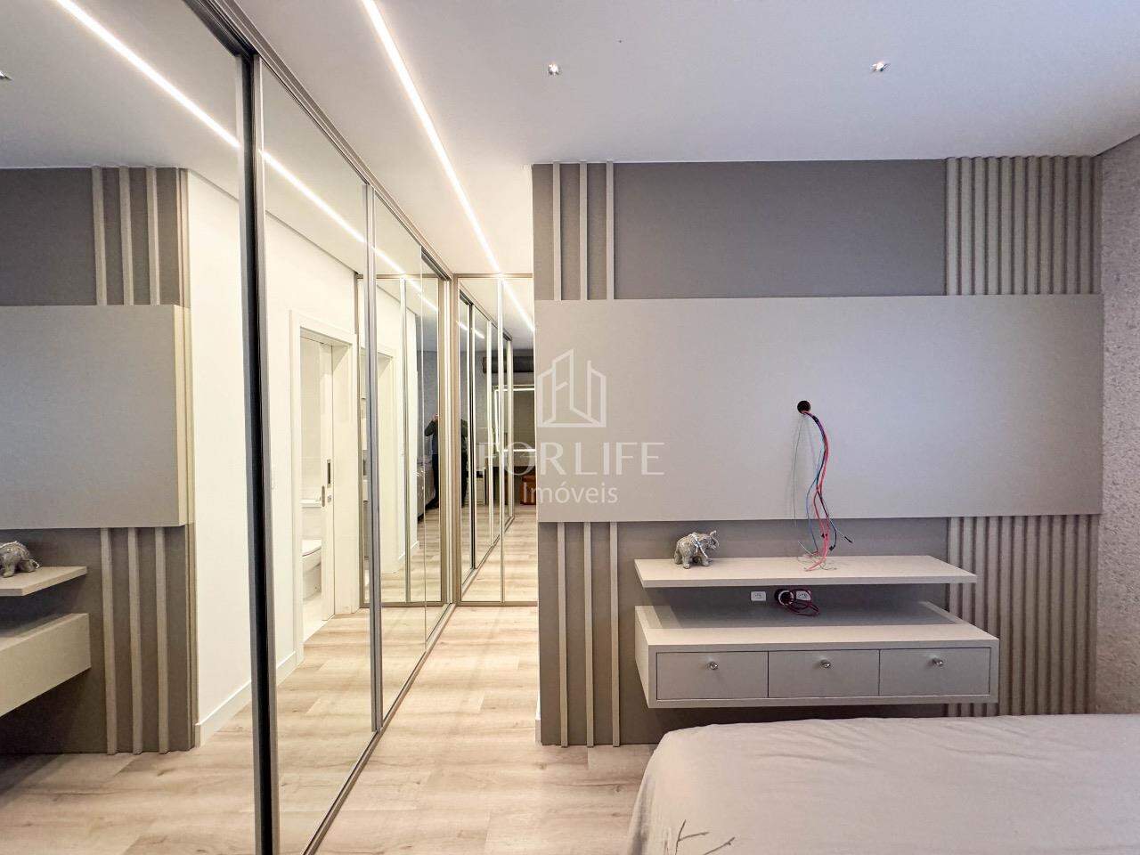 Apartamento à venda no Coloninha: 